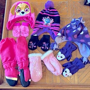 Little girls winter hat and gloves lot